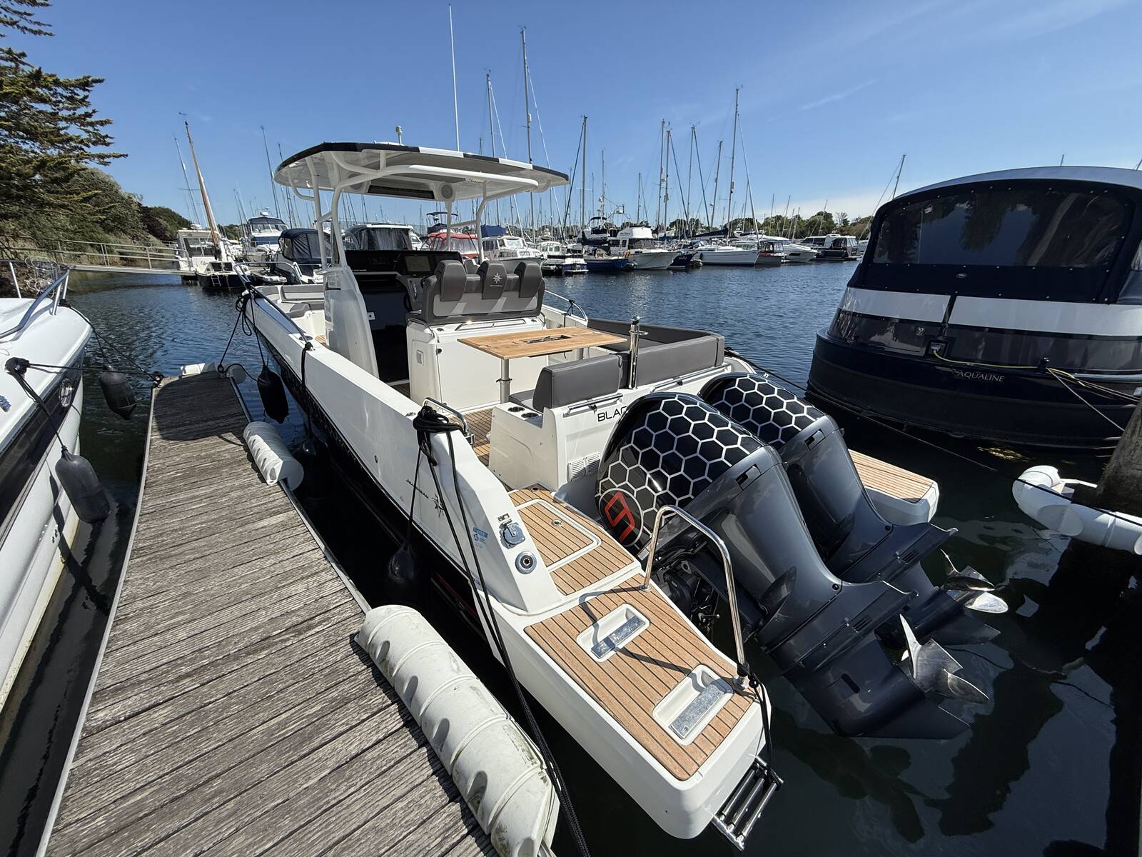 Boat Main Image