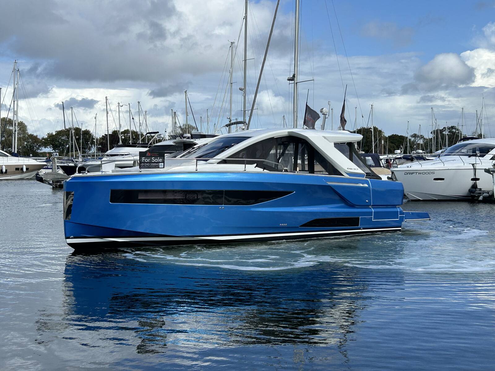 Boat Main Image