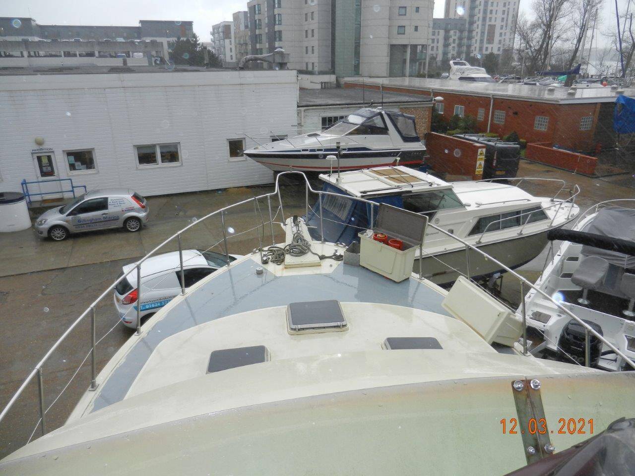 Vista 43 Motor Yacht 1988 Yacht Boat For Sale in Gillingham Marina