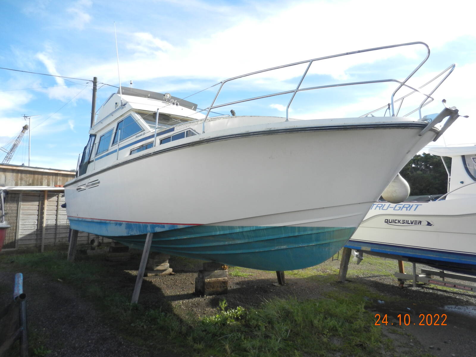 Princess 33 1982 Yacht Boat For Sale in Medway Bridge Marina - £17,500