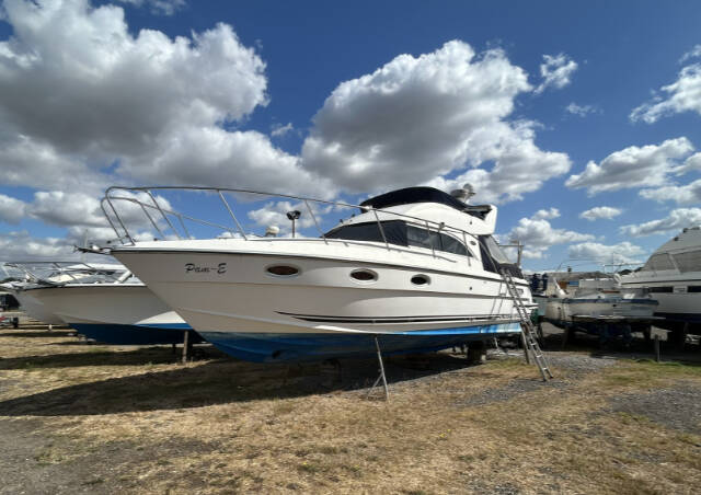 Custom Built Blackwater Motor Yachts 36 Flybridge
